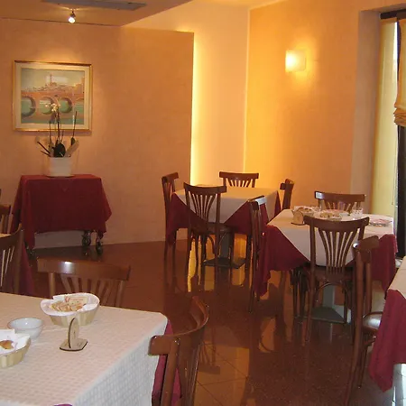 Corte Girlanda 3* Verona