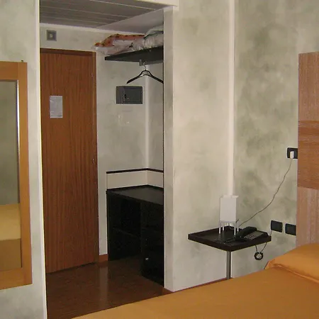 Corte Girlanda Pensionat Verona